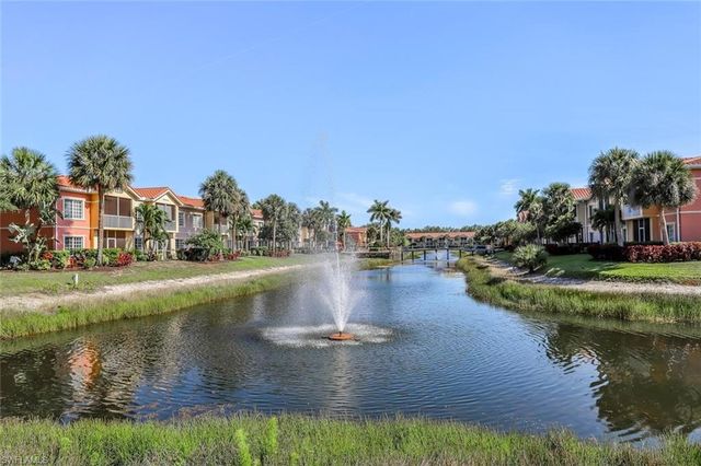 20281 Estero Gardens CIR 204, Estero, FL 33928