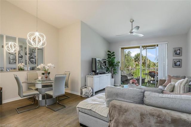 20281 Estero Gardens CIR 204, Estero, FL 33928