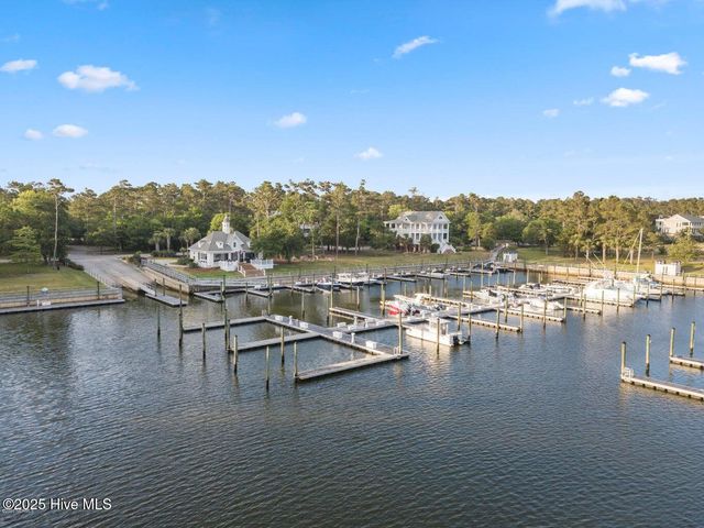 658 Loreauville Drive SW, Supply, NC 28462