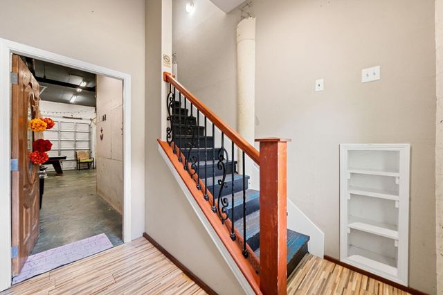 814 Hall Avenue, Seabrook, TX 77586