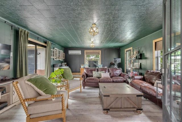 7820 LITHIA PINECREST ROAD, Lithia, FL 33547