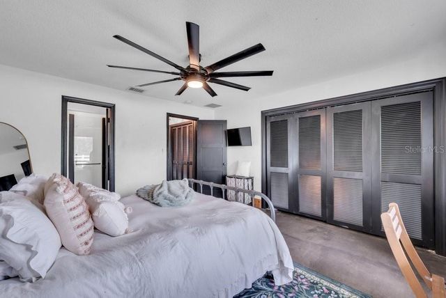 7820 LITHIA PINECREST ROAD, Lithia, FL 33547