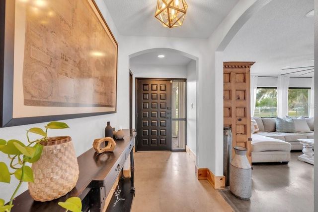 7820 LITHIA PINECREST ROAD, Lithia, FL 33547