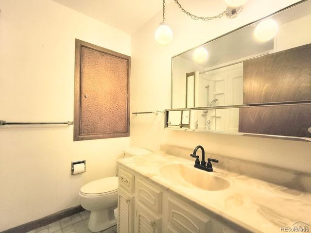 5729 Lake Beckwith Pl, Colorado City, CO 81019