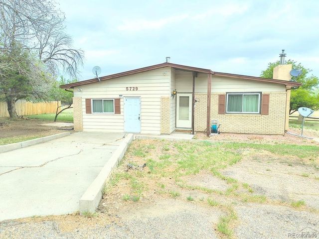 5729 Lake Beckwith Pl, Colorado City, CO 81019