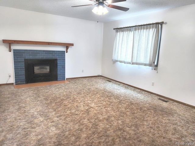 5729 Lake Beckwith Pl, Colorado City, CO 81019