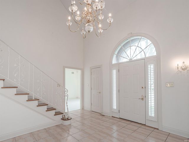 10286 Shefield Court, Newburgh, IN 47630