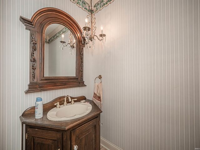 10286 Shefield Court, Newburgh, IN 47630