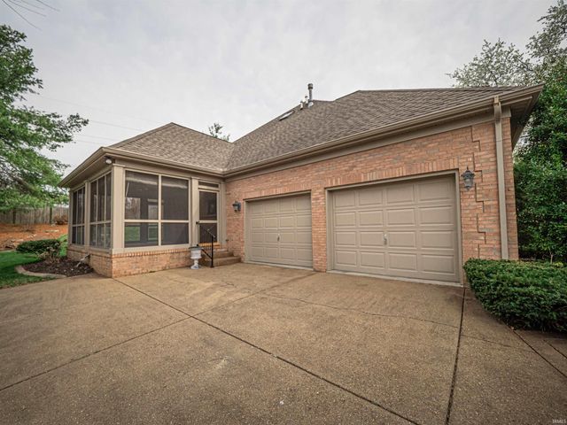 10286 Shefield Court, Newburgh, IN 47630