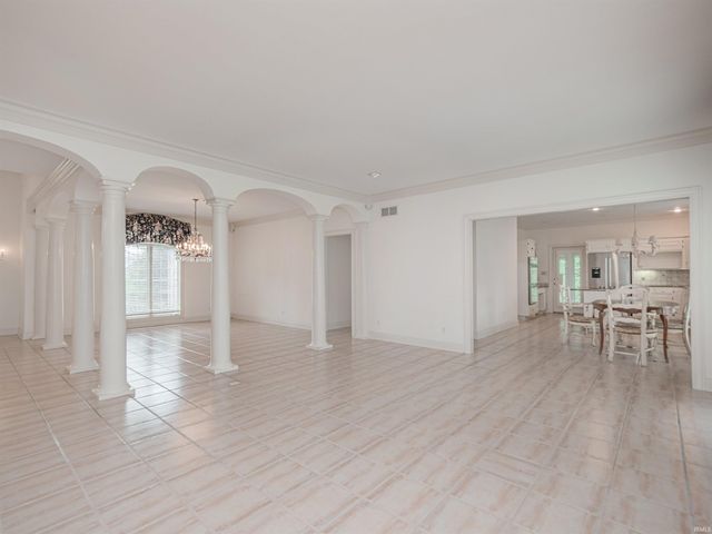 10286 Shefield Court, Newburgh, IN 47630