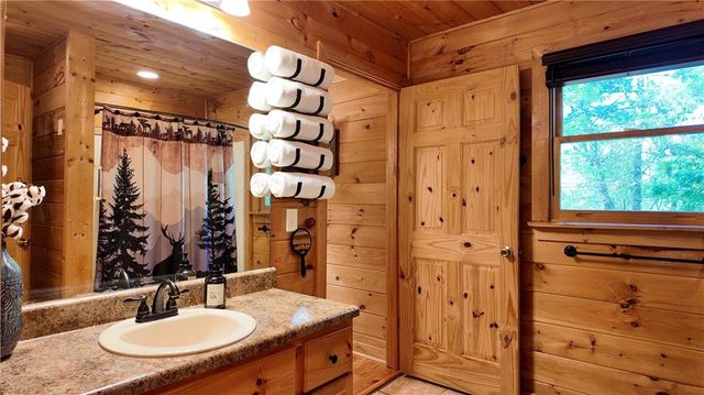 343 Seneca Drive, Ellijay, GA 30540