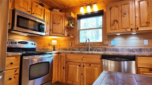 343 Seneca Drive, Ellijay, GA 30540