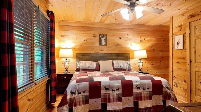 343 Seneca Drive, Ellijay, GA 30540