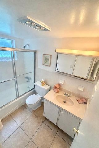 2050 NE 39th Street 209w, Lighthouse Point, FL 33064