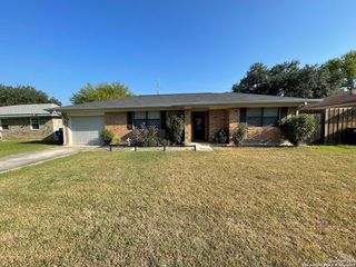 127 Sioux, Cibolo, TX 78108