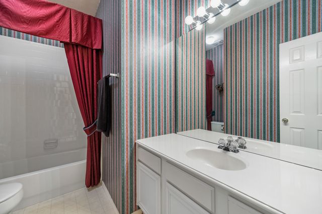 203 Julian Drive, Rockwall, TX 75087