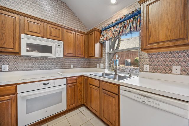 203 Julian Drive, Rockwall, TX 75087