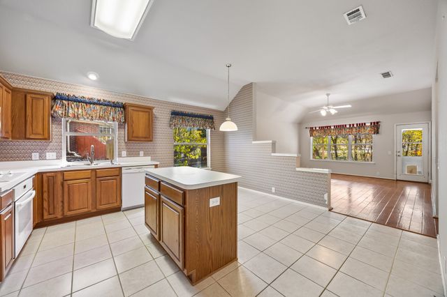 203 Julian Drive, Rockwall, TX 75087