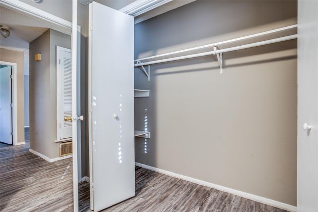 607 Thrush Ave B, Austin, TX 78753