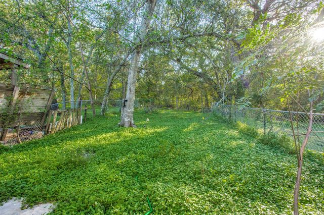 607 Thrush Ave B, Austin, TX 78753