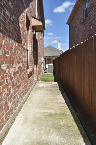 4916 Stray Creek Lane, Mckinney, TX 75070