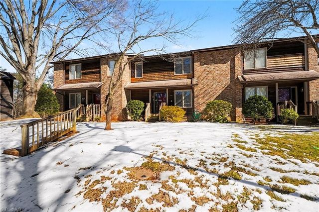 5367 Larch Court, Winston-salem, NC 27104