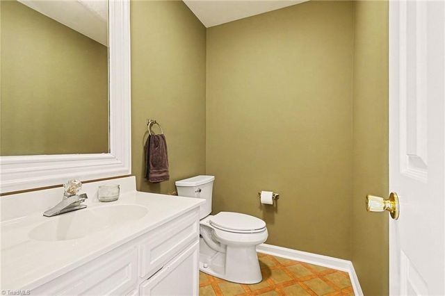 5367 Larch Court, Winston-salem, NC 27104