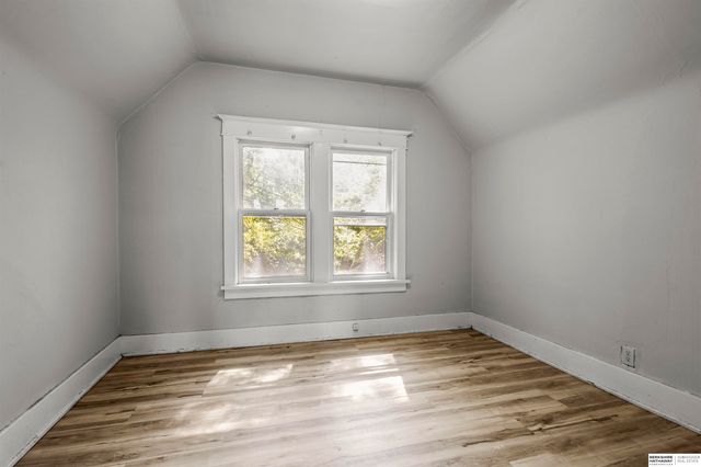 4215 Camden Avenue, Omaha, NE 68111