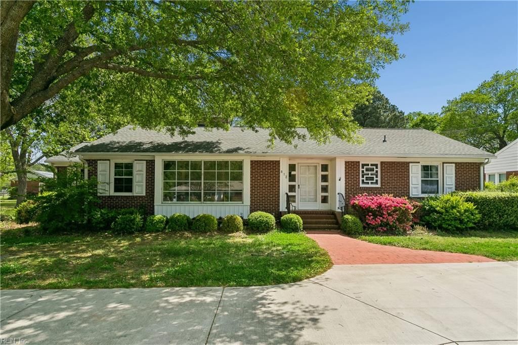 812 Poquoson AVE, Poquoson, VA 23662