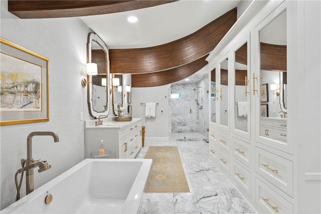 5292 N Graham Road, Springdale, AR 72762