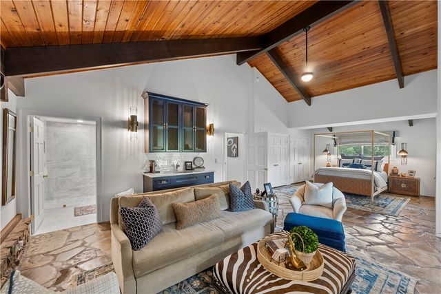 5292 N Graham Road, Springdale, AR 72762