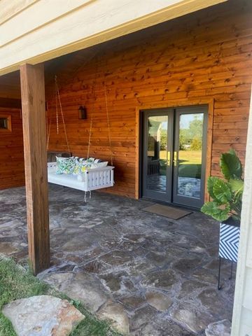 5292 N Graham Road, Springdale, AR 72762