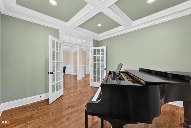 115 Woodland Ridge Court, Cary, NC 27519