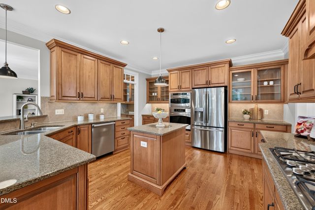 115 Woodland Ridge Court, Cary, NC 27519