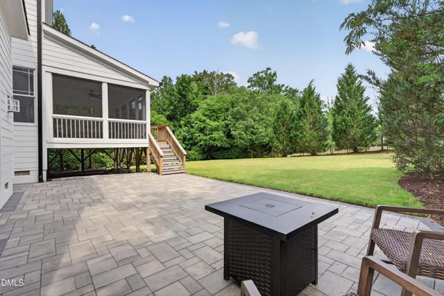115 Woodland Ridge Court, Cary, NC 27519