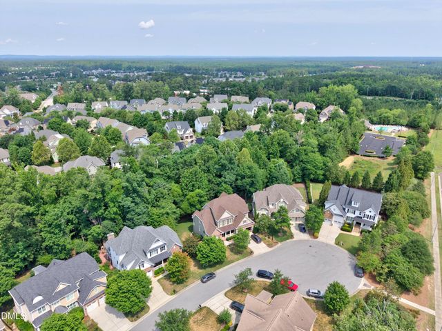 115 Woodland Ridge Court, Cary, NC 27519