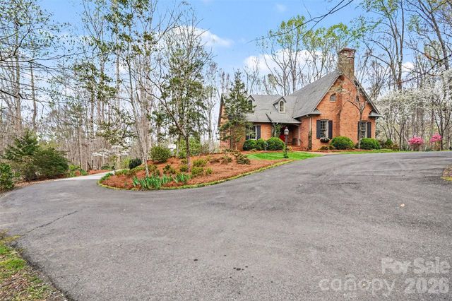 212 Deerchase Road, Shelby, NC 28150