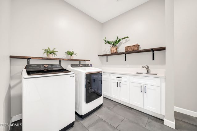 9321 W BUCKSKIN Trail, Peoria, AZ 85383