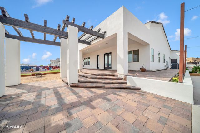 9321 W BUCKSKIN Trail, Peoria, AZ 85383