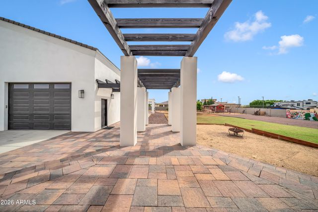 9321 W BUCKSKIN Trail, Peoria, AZ 85383