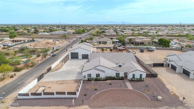 9321 W BUCKSKIN Trail, Peoria, AZ 85383