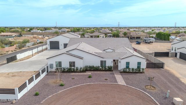 9321 W BUCKSKIN Trail, Peoria, AZ 85383