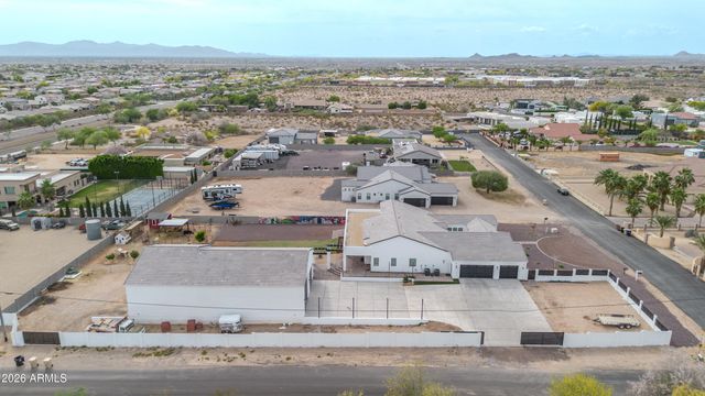 9321 W BUCKSKIN Trail, Peoria, AZ 85383