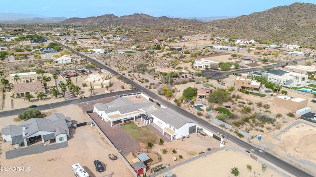 9321 W BUCKSKIN Trail, Peoria, AZ 85383