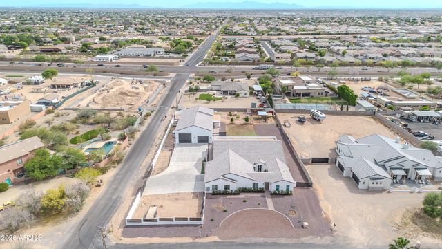 9321 W BUCKSKIN Trail, Peoria, AZ 85383