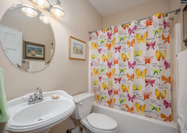 2577 Harbor View Road, Camden, SC 29020