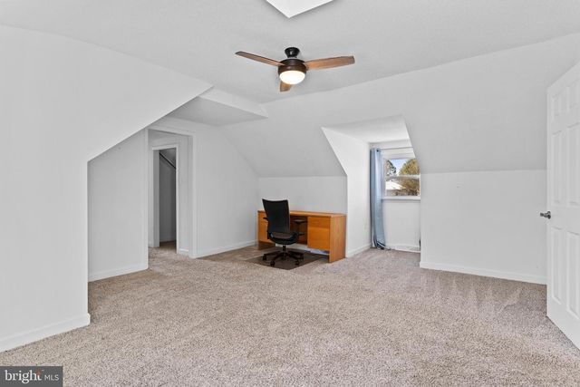 6 MYRTLEWOOD CT, Lancaster, PA 17603