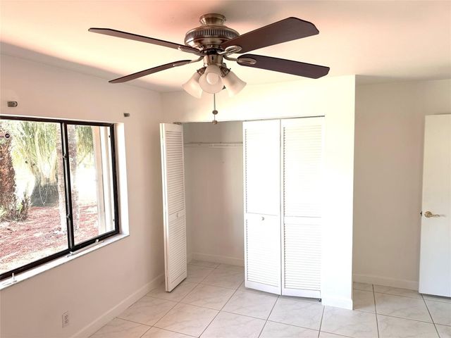 676 NW 107th Lane, Coral Springs, FL 33071