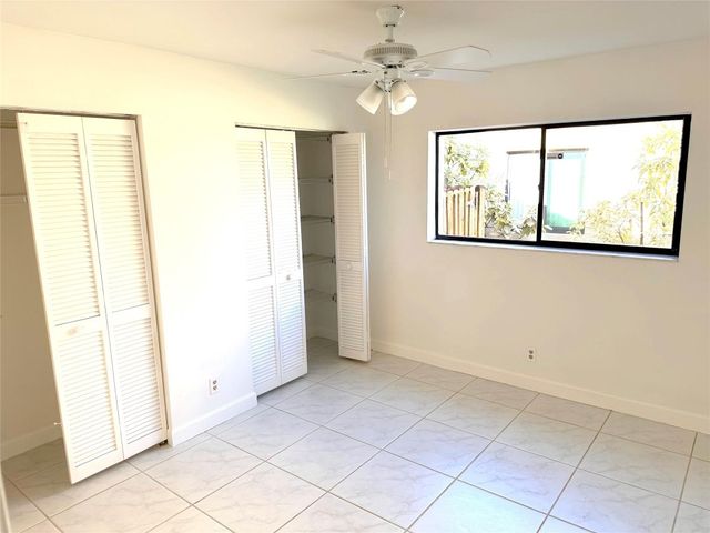 676 NW 107th Lane, Coral Springs, FL 33071