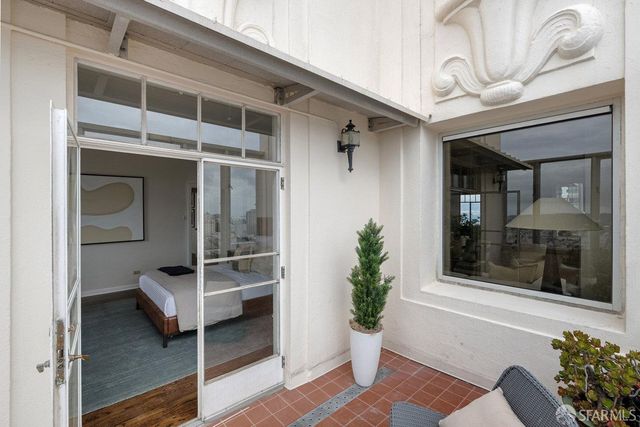 1101 Green Street 1801, San Francisco, CA 94109